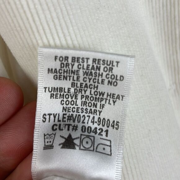 Vince Women’s size 6 Cream Corduroy Blazer Fully Lined Button Closure w pockets - Picture 8 of 8